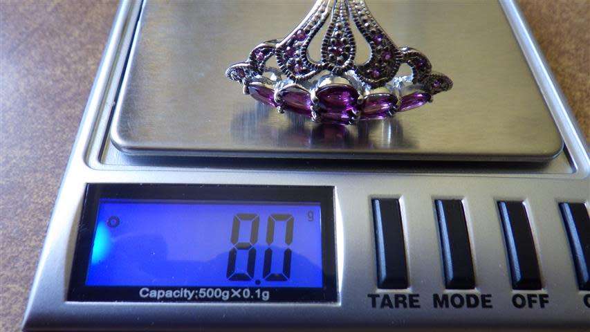 Elegant Sterling Silver Cluster Ring - weight 8 g