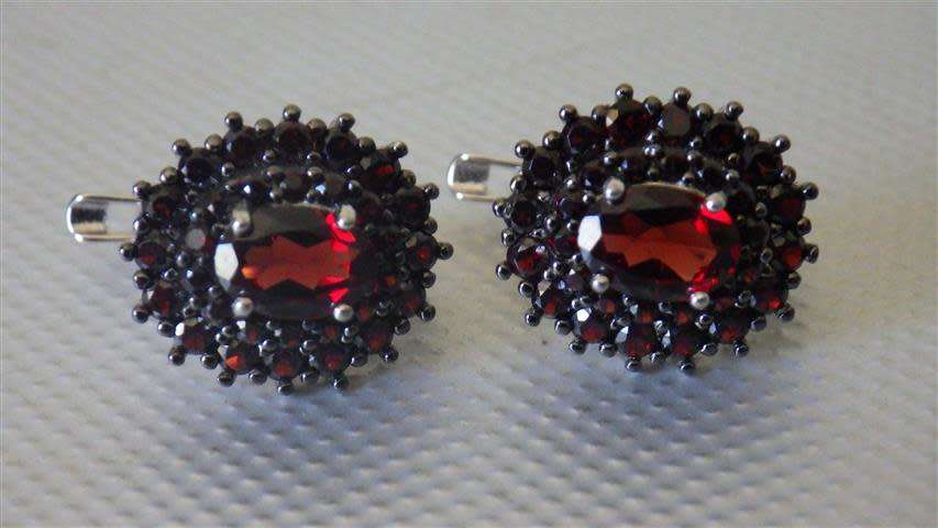 Marvelous Sterling Silver Dark Red Garnet Earrings - weight 5.1 g