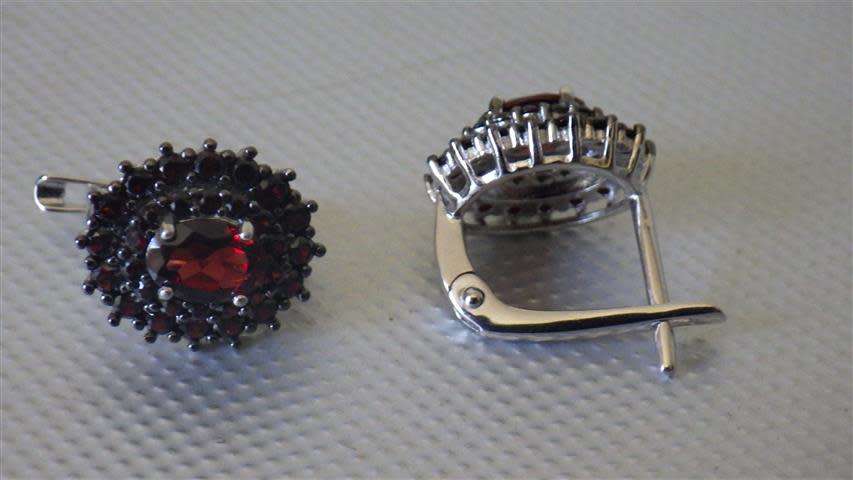 Marvelous Sterling Silver Dark Red Garnet Earrings - weight 5.1 g