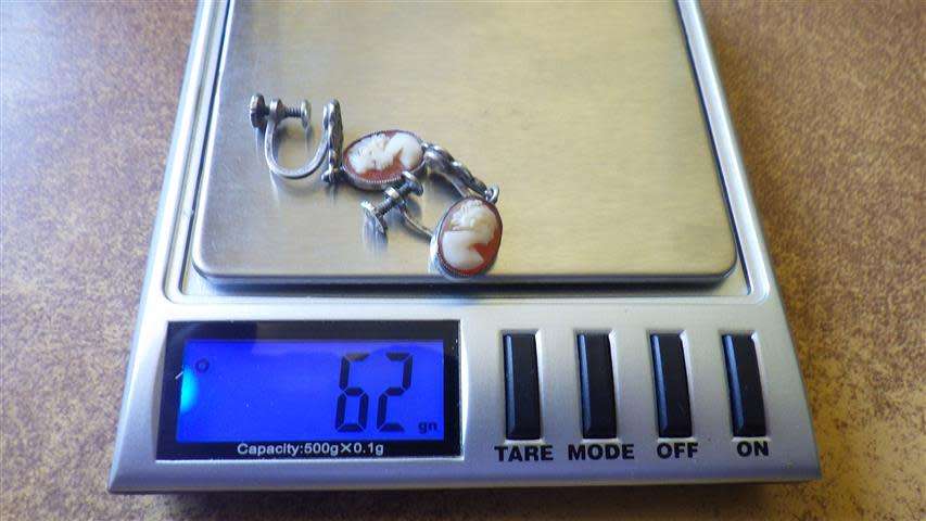 Charming Antique Silver Cameo Earrings - weight 6.2 g