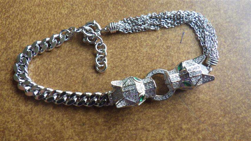 Exquisite Sterling Silver Bracelet -- weight 13.4 g