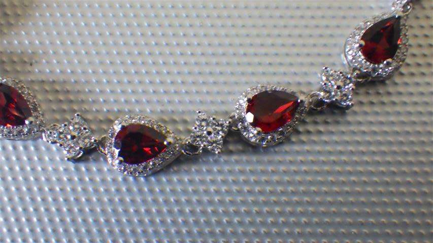 Elegant Sterling Silver Dark Red Garnet Bracelet - weight 10.3 g