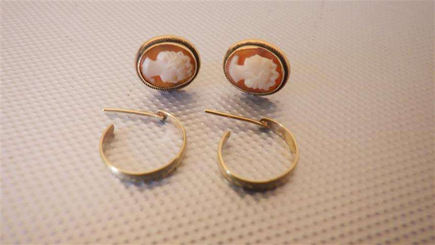 Two Beautiful 9 ct Gold Earring sets