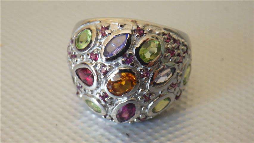 Awesome Sterling Silver Multi Gem Dome Ring - weight 8.5 g