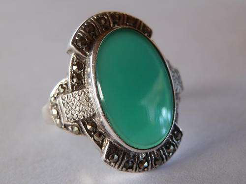 Antique sterling silver green jade and marcasite ring - shipping R40 insured