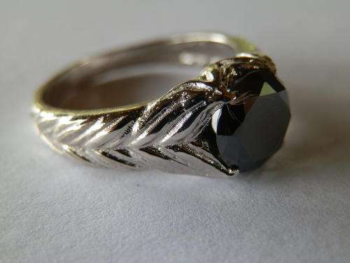 Sterling silver 2.53 ct black diamond ring (value R18,929)