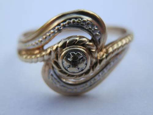 9 ct Gold diamond ring - thirty (30) days to pay