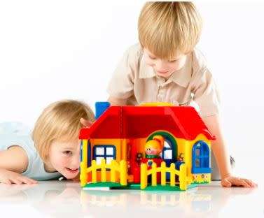 Tolo Toys Firts Friends Play House Set