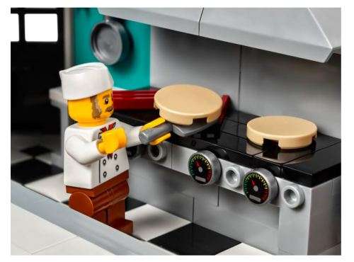 LEGO 10260 Creator Expert Downtown Diner (Discontinued by Manufacturer)