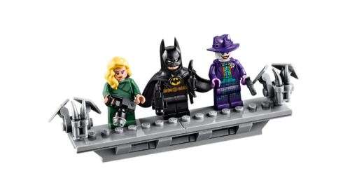 LEGO 76139 DC Batman 1989 Batmobile (Discontinued by Manufacturer 2019) Collectors Grail