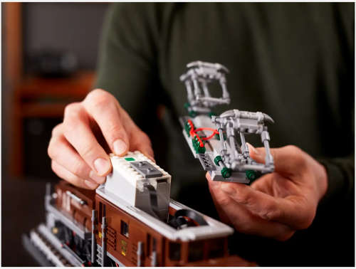 LEGO 10277 Crocodile Locomotive (Discontinued by Manufacturer 2020)