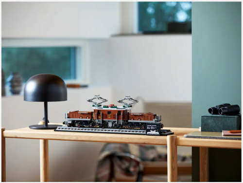 LEGO 10277 Crocodile Locomotive (Discontinued by Manufacturer 2020)