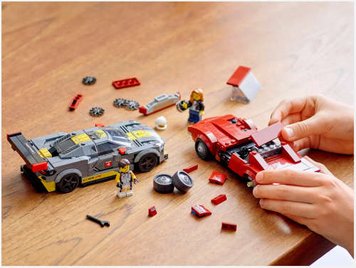 LEGO 76903 Speed Champions Chevrolet Corvette C8.R Race Car & 1969 Chevrolet Corvette(Discontinued)