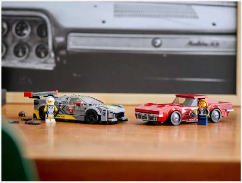 LEGO 76903 Speed Champions Chevrolet Corvette C8.R Race Car & 1969 Chevrolet Corvette(Discontinued)