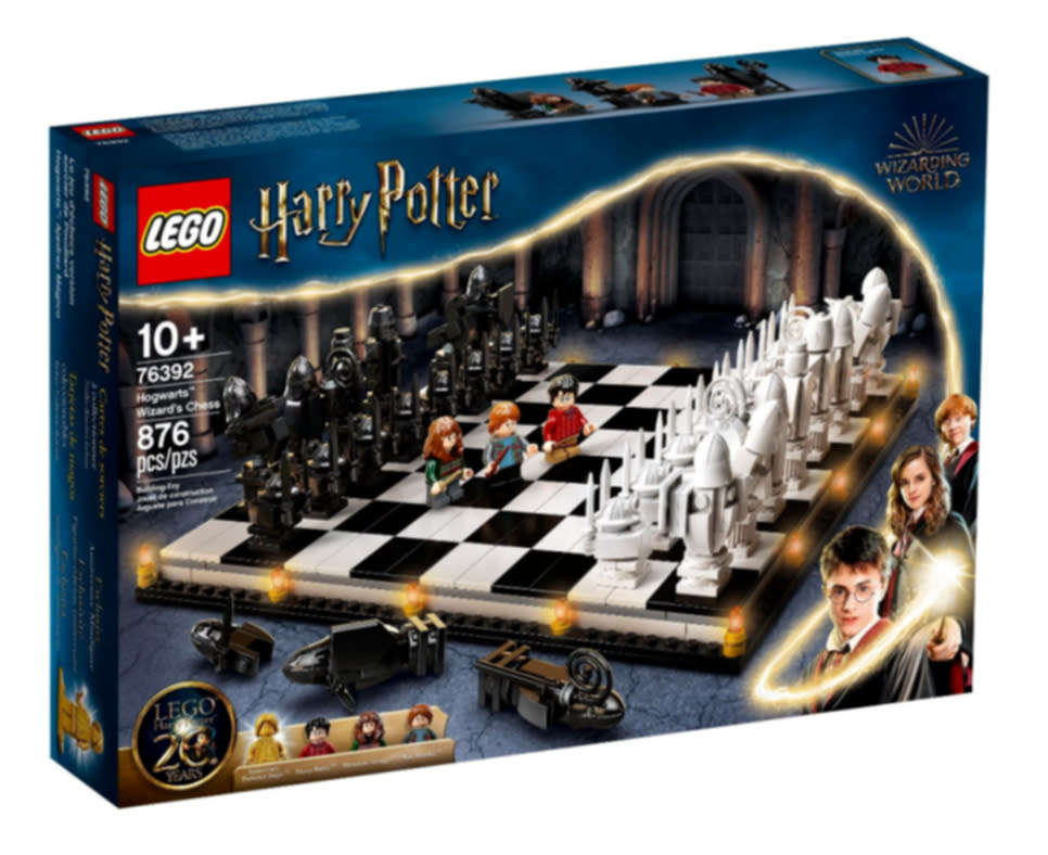 LEGO 76392 Harry Potter Hogwarts Wizard`s Chess (Discontinued by Manufacturer 2021)