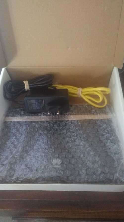 Huawei B525 Router (Boxed)