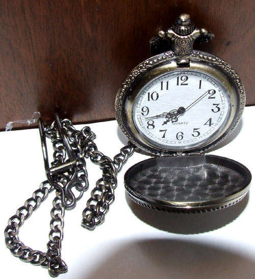 COLLECTIBLE US NAVY BRANDED POCKET WATCH - NEW