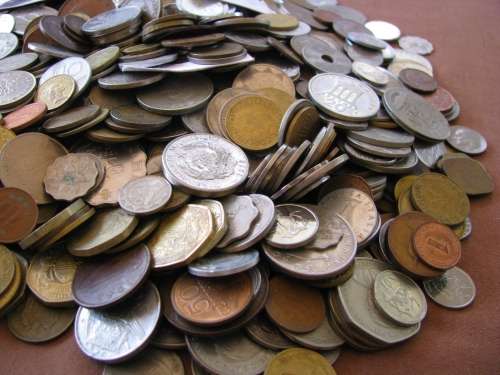 750 WORLD COINS FOR THE BEGINNER