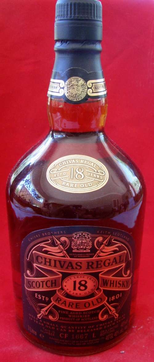 CHIVAS REGAL WHISKY 18 YEAR RARE OLD