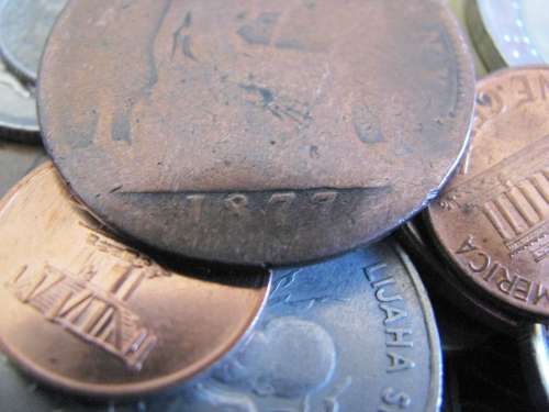 450+ ASSORTED WORLD COINS