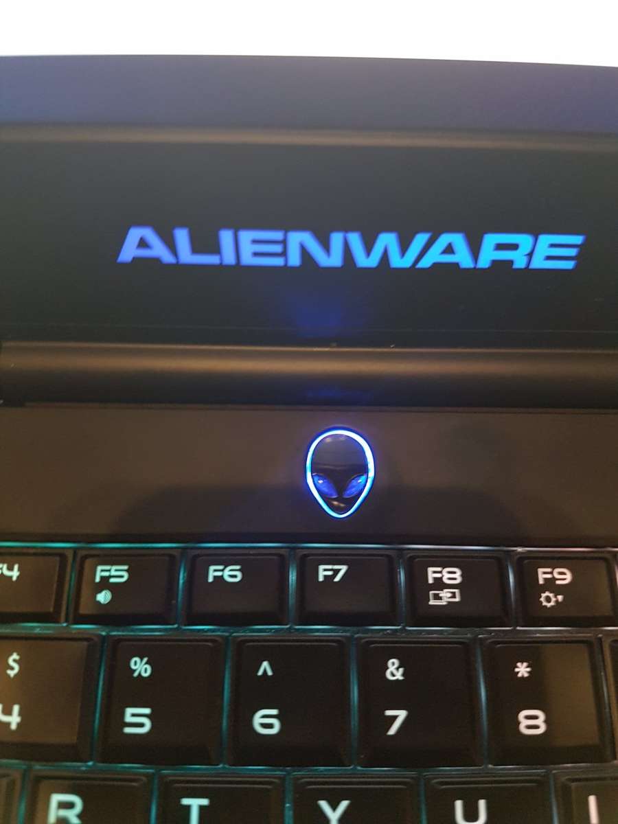 Alienware 15 -Good condition. GTX 980 4Gb, 8Gb RAM, 128 Gb SSD, Gaming laptop, dell, ultra fps