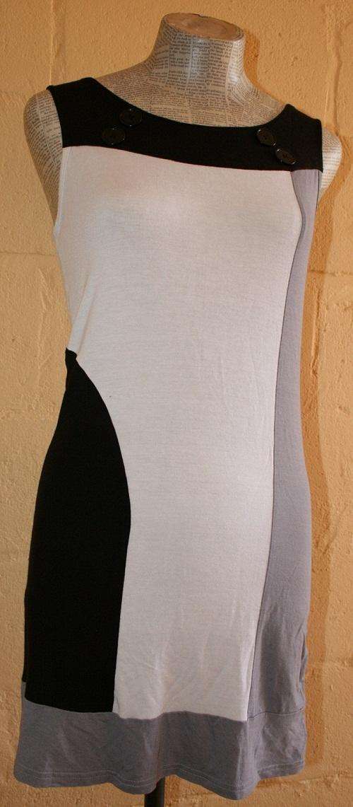 colour blocked dress size 8/32