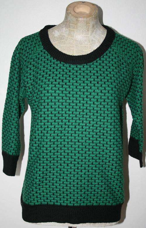 Clearance Sale Green and Black Three Quarter Sleeve Knit - Size - XL