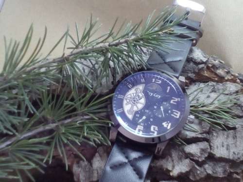 Large Mcy Key mens watch