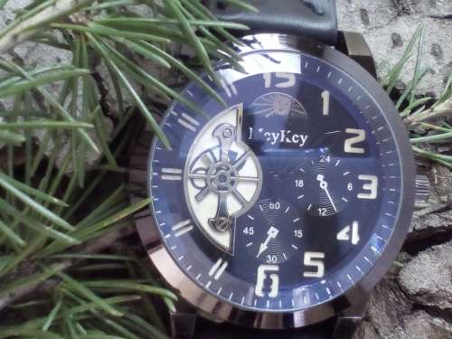 Large Mcy Key mens watch