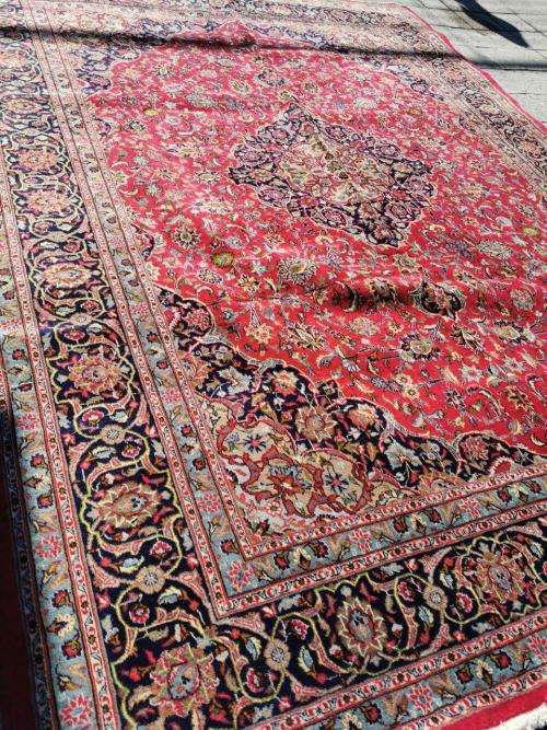 LOCK DOWN BARGAIN SALE - PERSIAN HANKNOTTED KASHAN CARPET