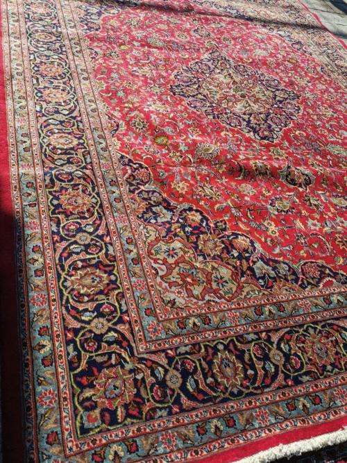 LOCK DOWN BARGAIN SALE - PERSIAN HANKNOTTED KASHAN CARPET