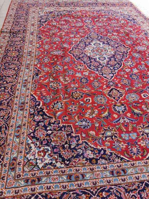 LOCK DOWN BARGAIN SALE - HIGH QUALITY PERSIAN KASHAN CARPET