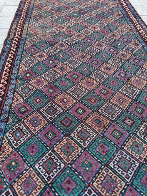 LOCKDOWN CLEARANCE SALE - PERSIAN LORESTAN CARPET