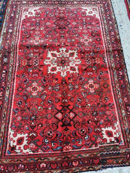 BARGAIN LOCKDOWN SALE - PERSIAN HAMEDAN CARPET