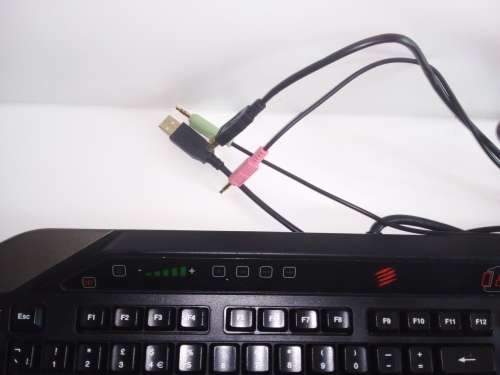 Mad Catz Cyborg V7 | Gaming Keyboard