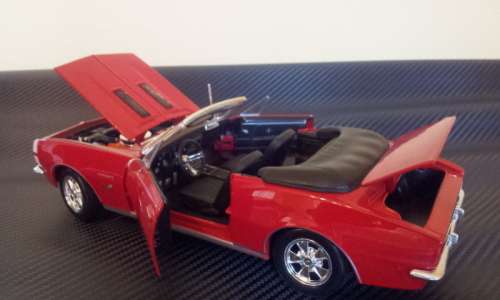 1:18 Chevrolet Camaro SS RS 396 1967