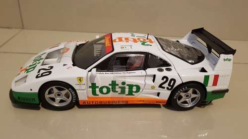 1:18 Hot Wheels Elite Ferrari F40 LM #29