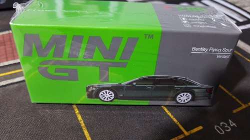 MiniGT Bentley Flying Spur 1/64 diecast scale model