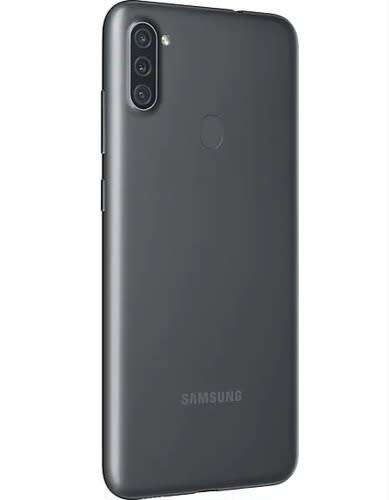 SMARTPHONE SAMSUNG GALAXY A11 WITH TRIPLE CAME INFINITY O DISPLAY, FINGERPRINT, VERY GOOD CONDITION