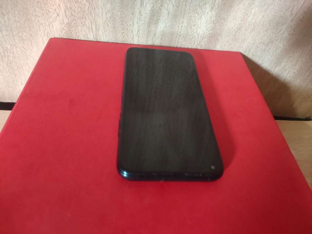 SMARTPHONE HUAWEI P40 LITE, 128G/6G , QUADRUPLE 48MP CAMERA, FINGERPRINT BARGAIN