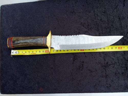 CUSTOM  MADE DAMASCUS HUNTING KNIFE