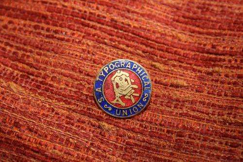 SA Typhographical union badge