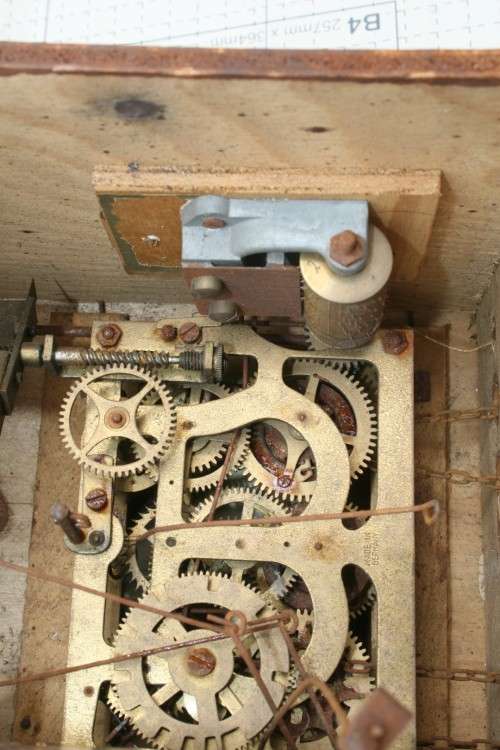 Cuckoo clock with musical movement. Spares or repairs