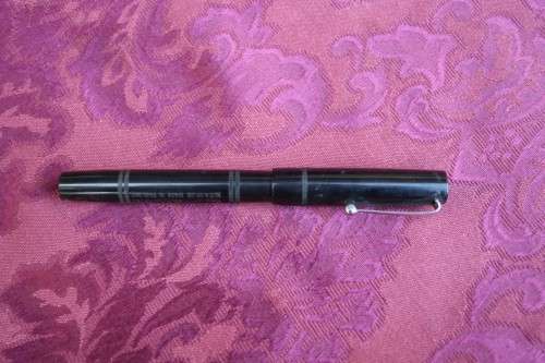 Jack Daw 14ct Gold nib Fountain pen