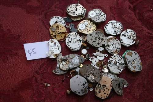 Lot of mechanical movements.... Spares /Repairs Steampunk Jewelery