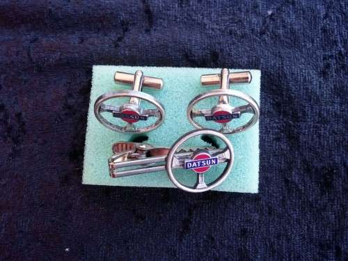 Nissan Cuff links with Nissan Tie Pin