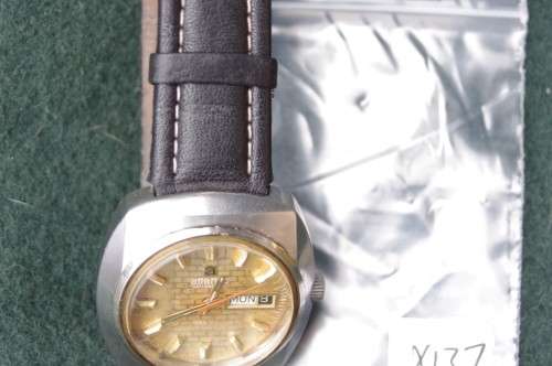 Atlantic Automatic Gemini 25 Jewels. Good working order