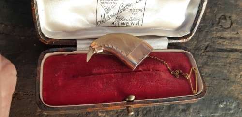 Tiger Claw set in solid Gold