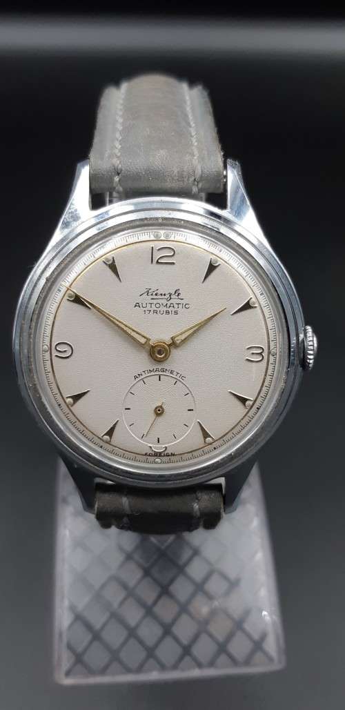 Kienzle Automatic in UNWORN condition. WORKING for Gacataki123 only