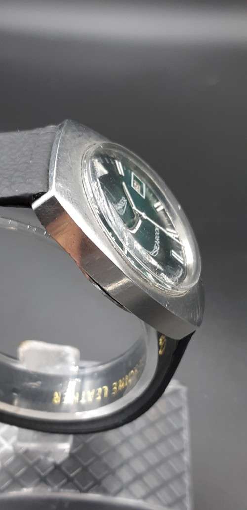 Roamer searock Manual wind